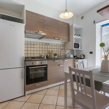Apartament Guesthost - Prospettiva Corso Giovecca *