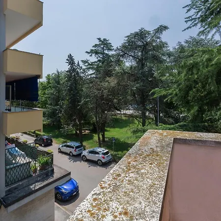 Guesthost - Prospettiva Corso Giovecca Ferrare