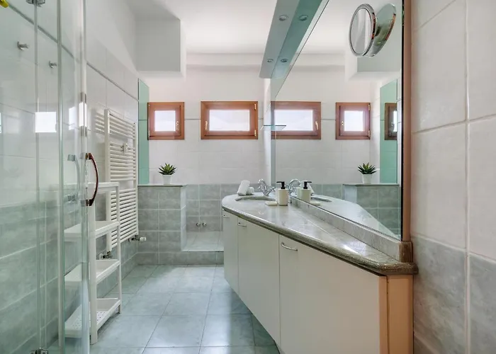 Guesthost - Prospettiva Corso Giovecca Appartement *